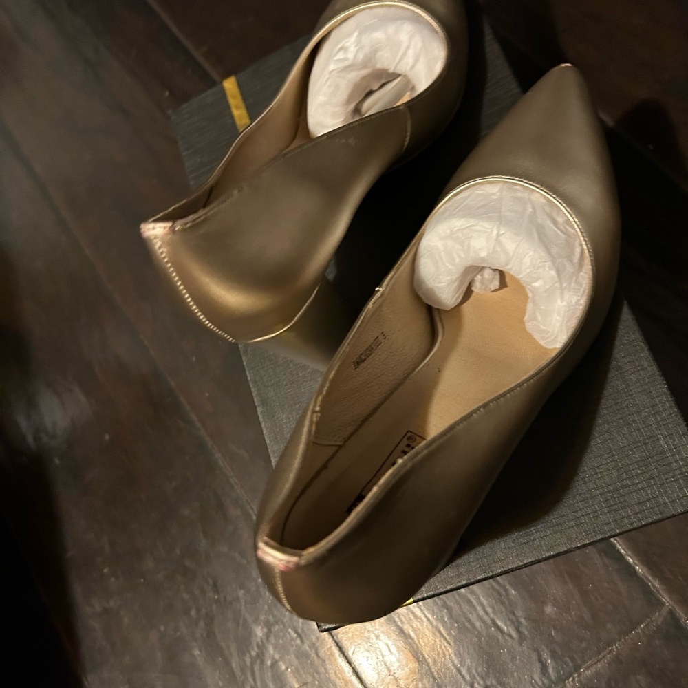 Gold shoes size 9 worn once